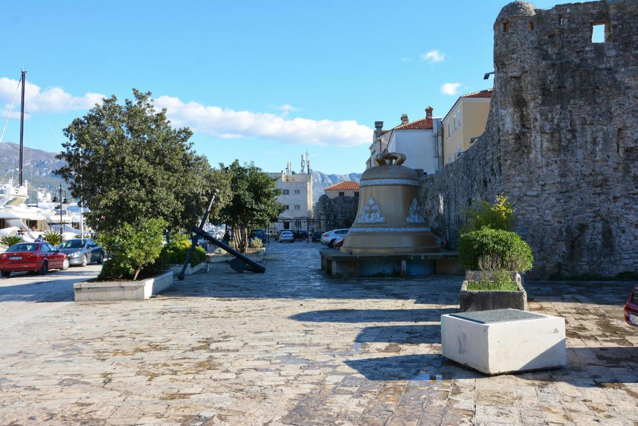 Montenegro Backpackers Home Budva Ngoại thất bức ảnh